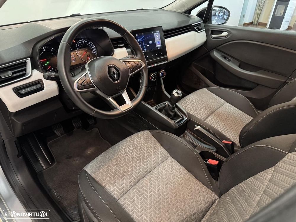 Renault Clio 1.5 Blue dCi Evolution - 10