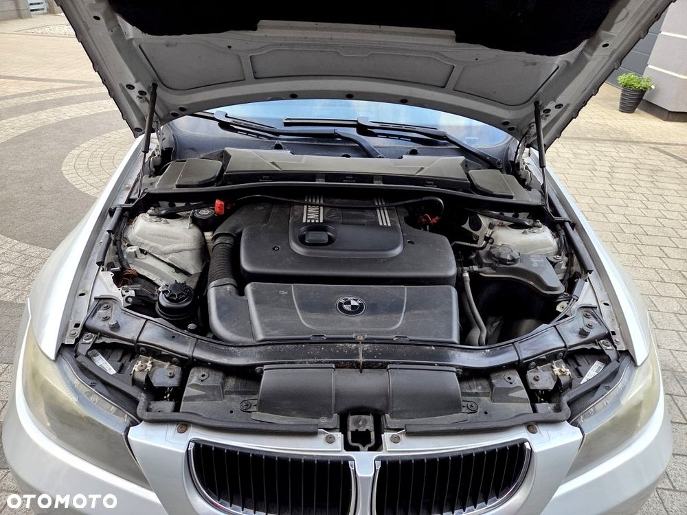 BMW Seria 3 - 30
