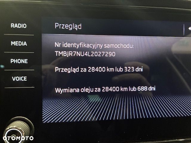 Skoda Karoq 1.5 TSI ACT 4x2 Ambition DSG - 21