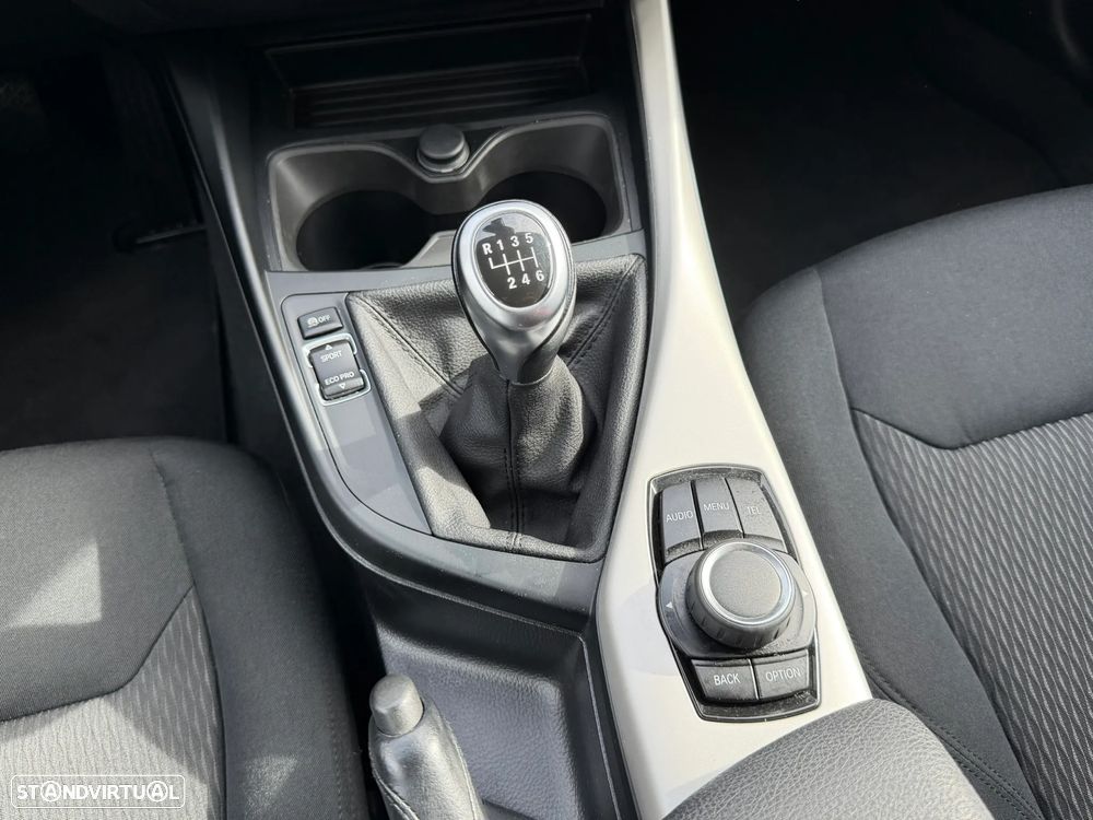 BMW 118 i Advantage - 11