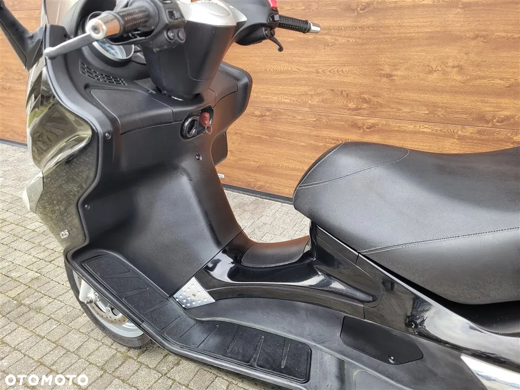 Piaggio Xevo - 24