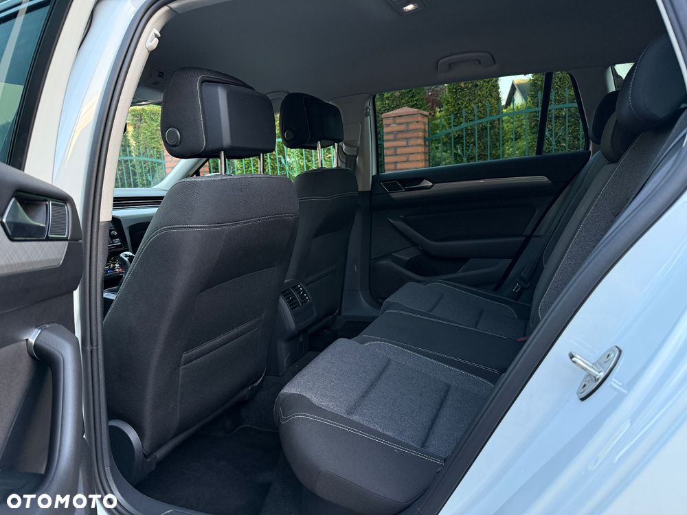 Volkswagen Passat 1.5 TSI EVO Business - 13