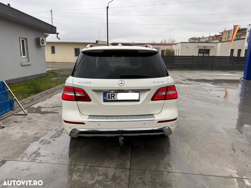 Mercedes-Benz ML 350 BlueTec 4MATIC Aut - 5