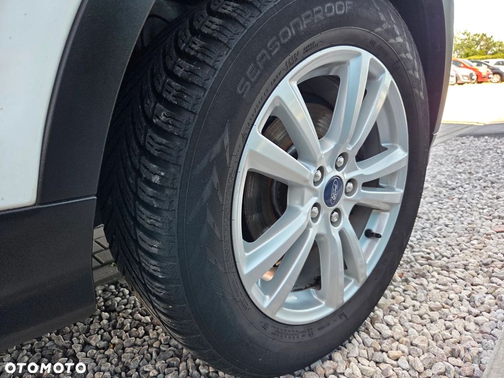 Ford Kuga 1.5 EcoBoost 2x4 Business Edition - 6