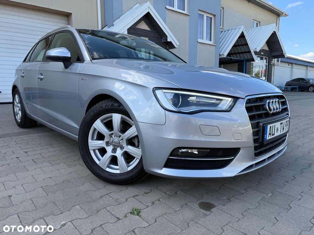 Audi A3 Sportback 2.0 TDI Attraction - 4