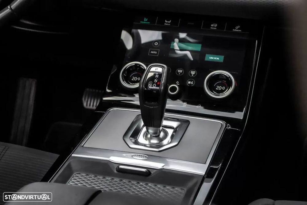 Land Rover Range Rover Evoque 2.0 D240 AWD Auto - 41