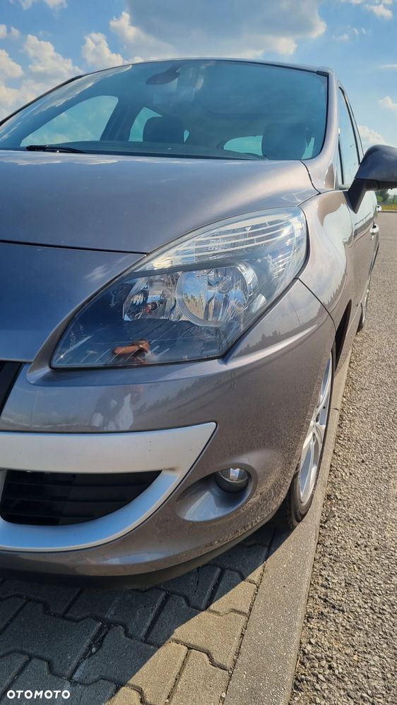 Renault Scenic - 10