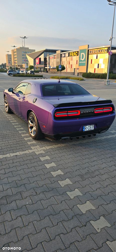 Dodge Challenger 3.6 SXT Plus - 3