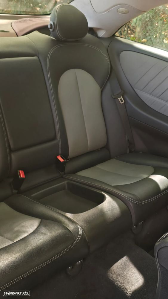 Mercedes-Benz CLK 200 K Avantgarde Aut. - 23