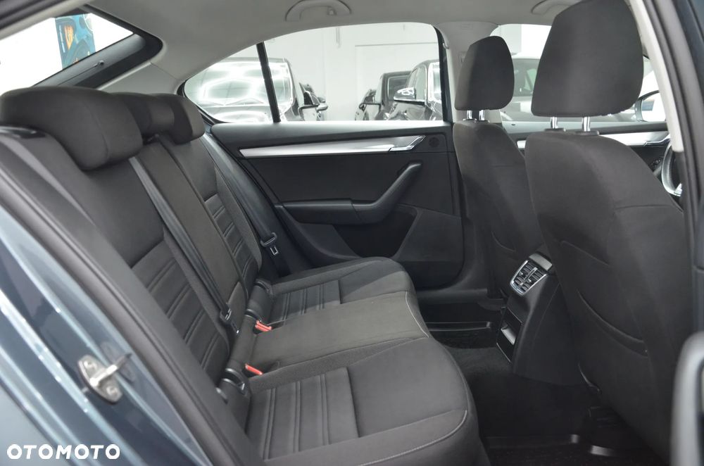Skoda Octavia - 14