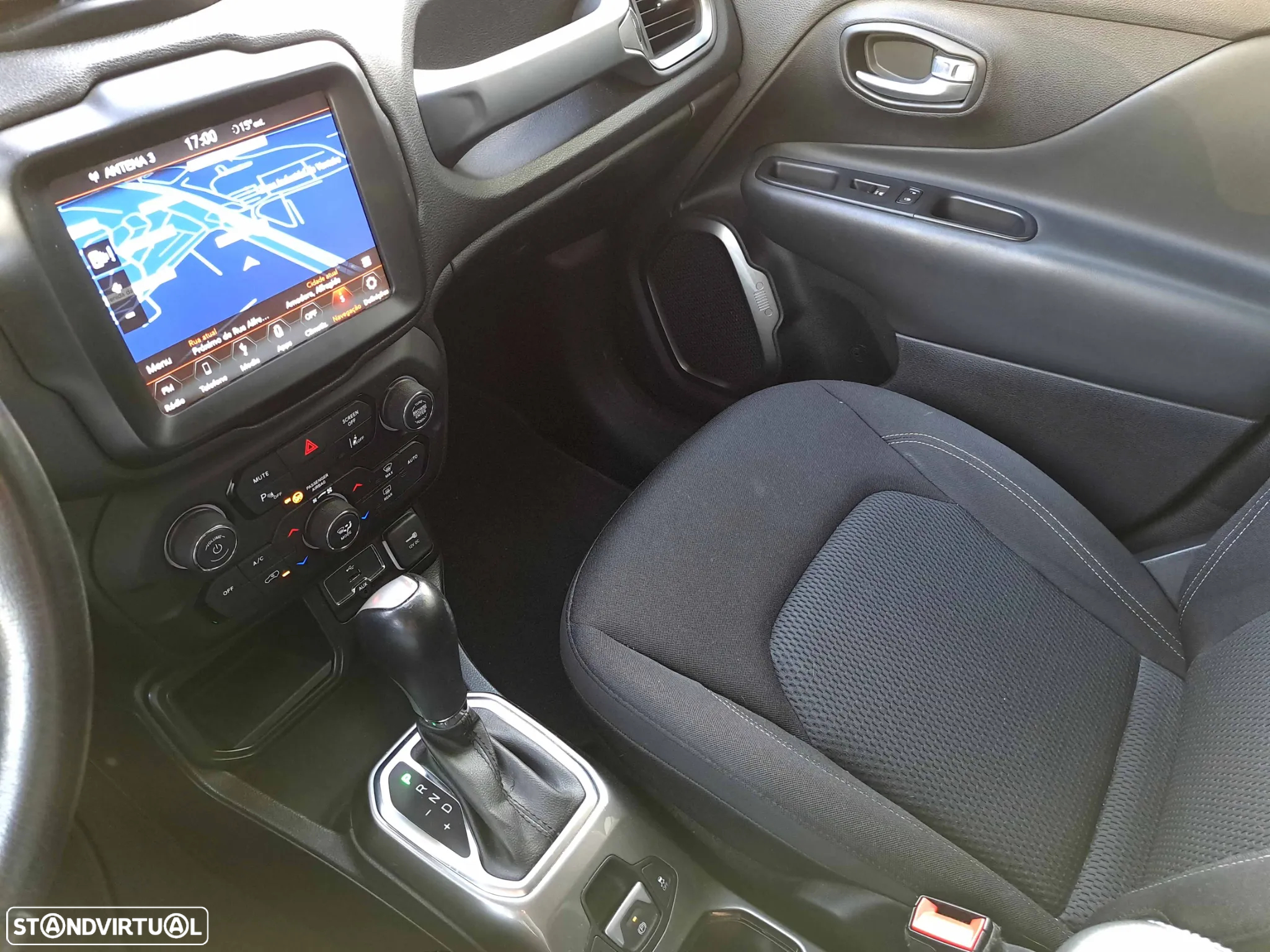 Jeep Renegade 1.6 MJD Limited DCT - 18