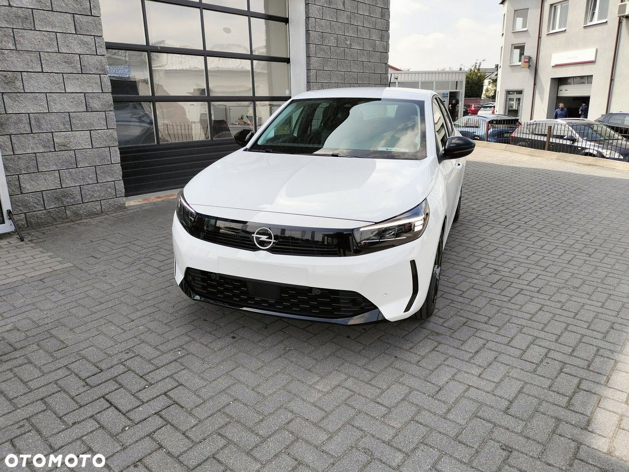 Opel Corsa - 1