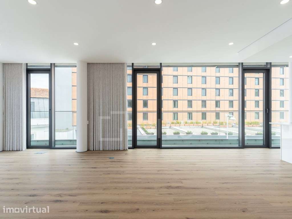 Apartamento T3 com terraço e estacionamento em Alcântara, Lisboa - Grande imagem: 5/39