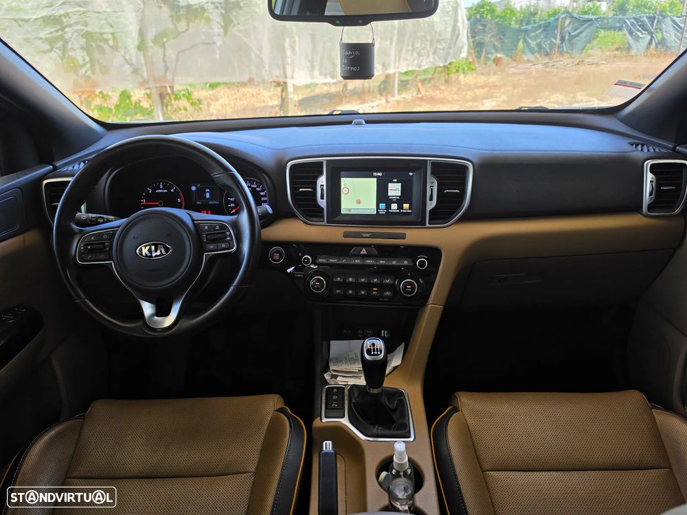 Kia Sportage 1.6 CRDI ISG SX — fotografia 10