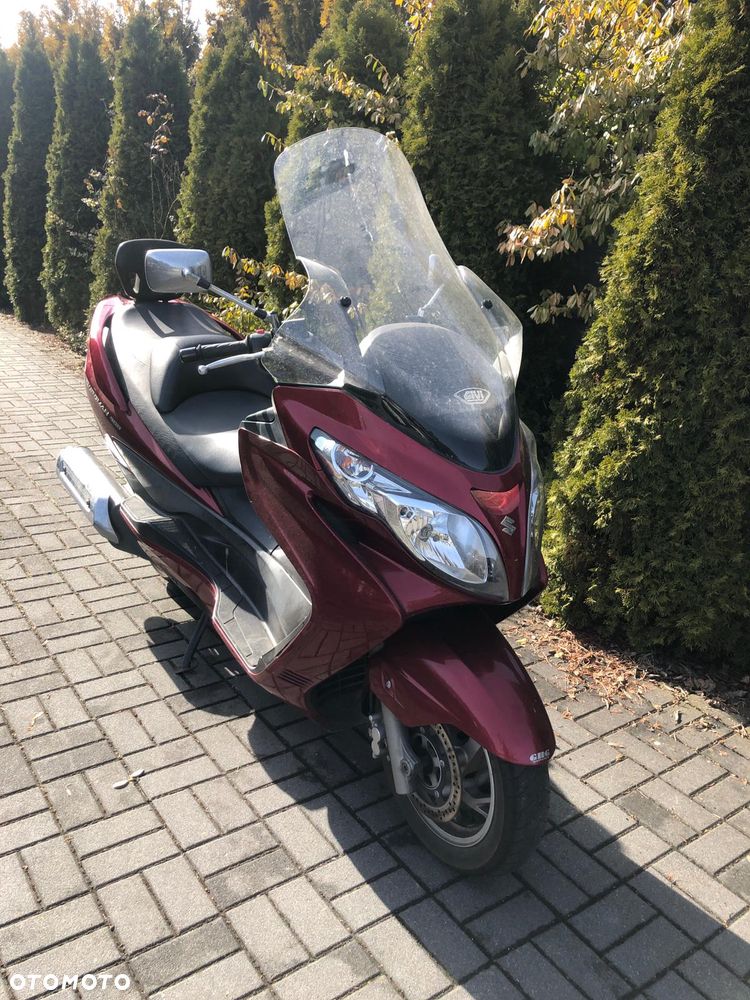 Suzuki SV - 8