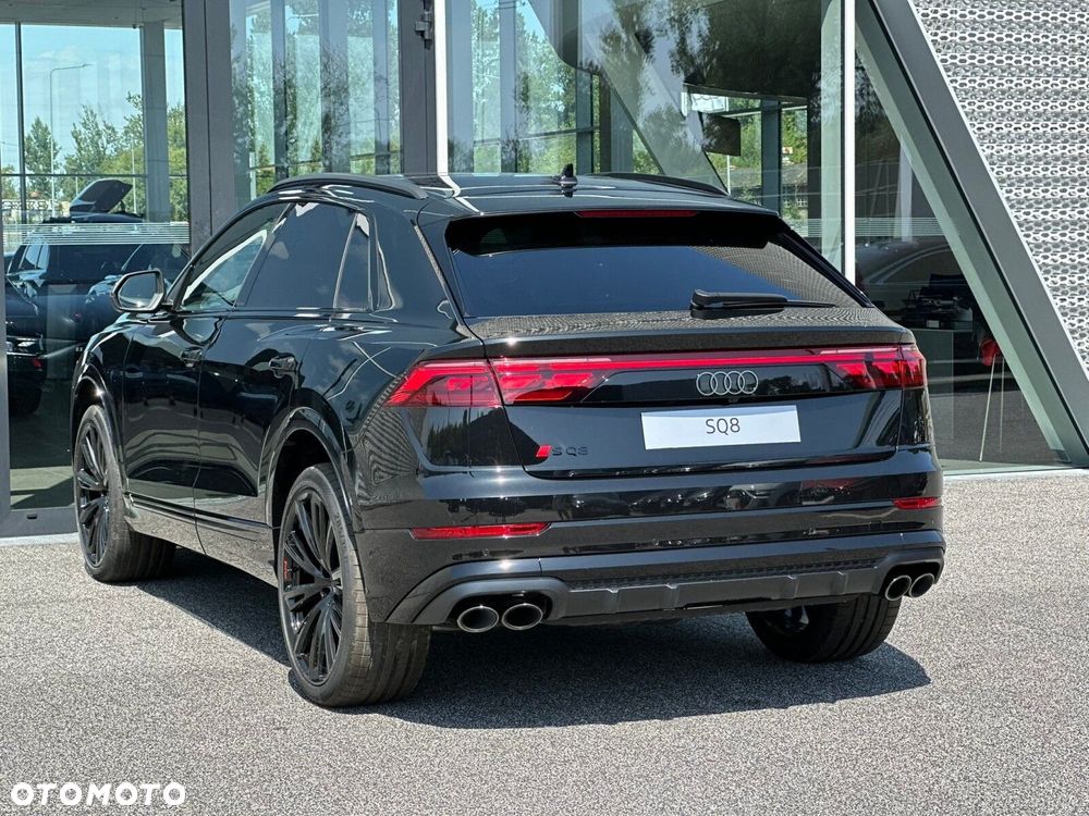 Audi SQ8 - 9