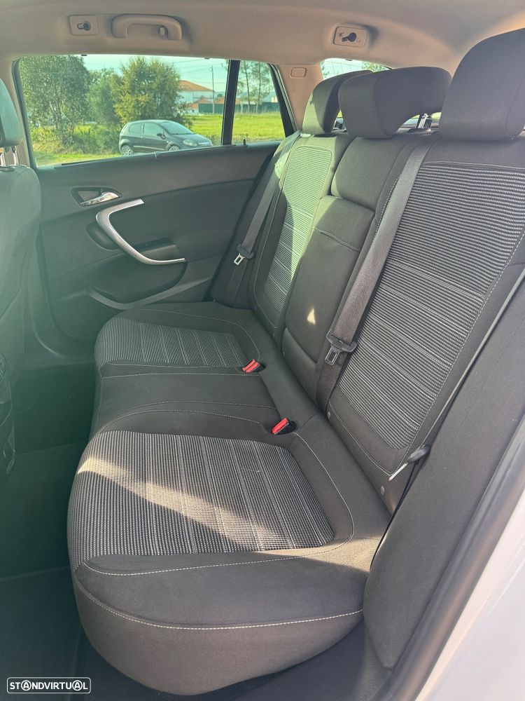 Opel Insignia Sports Tourer 2.0 CDTI - 18