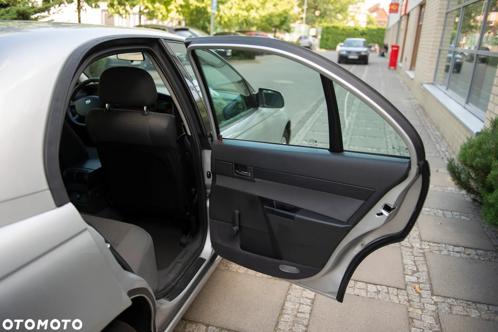 Opel Omega 2.2 Elegance - 22
