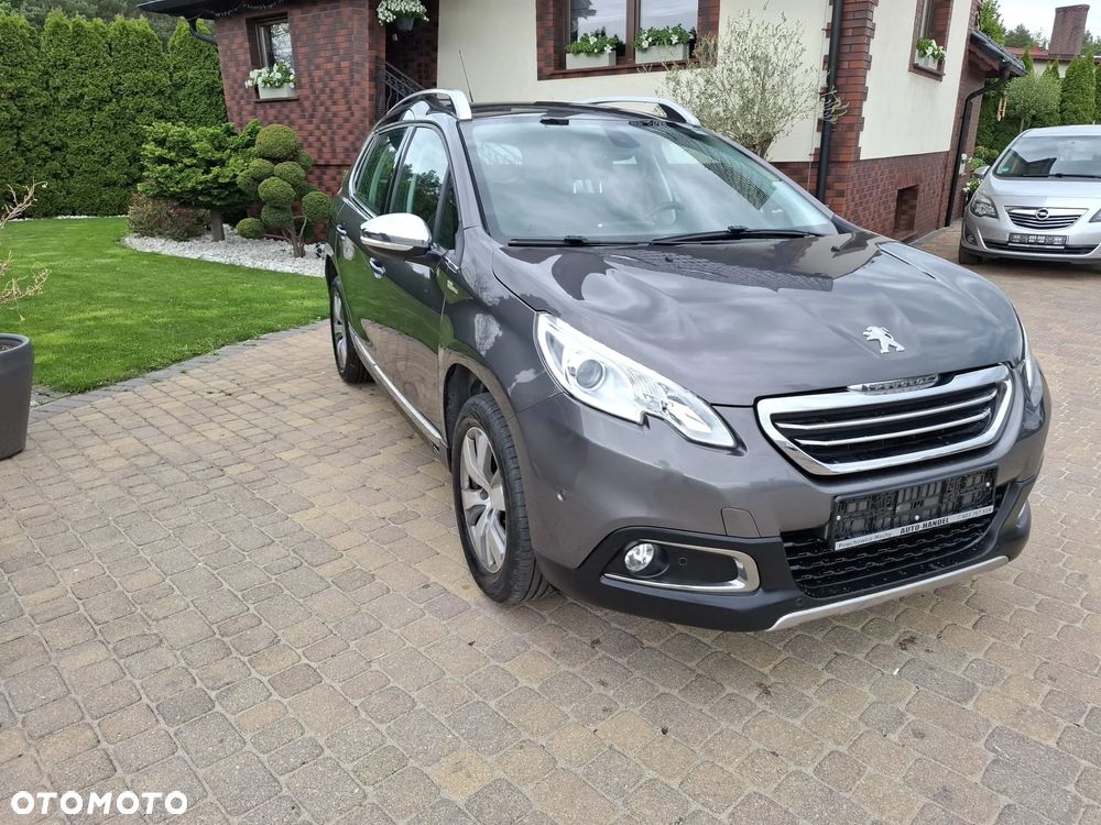 Peugeot 2008 1.2 Pure Tech Allure S&S - 1