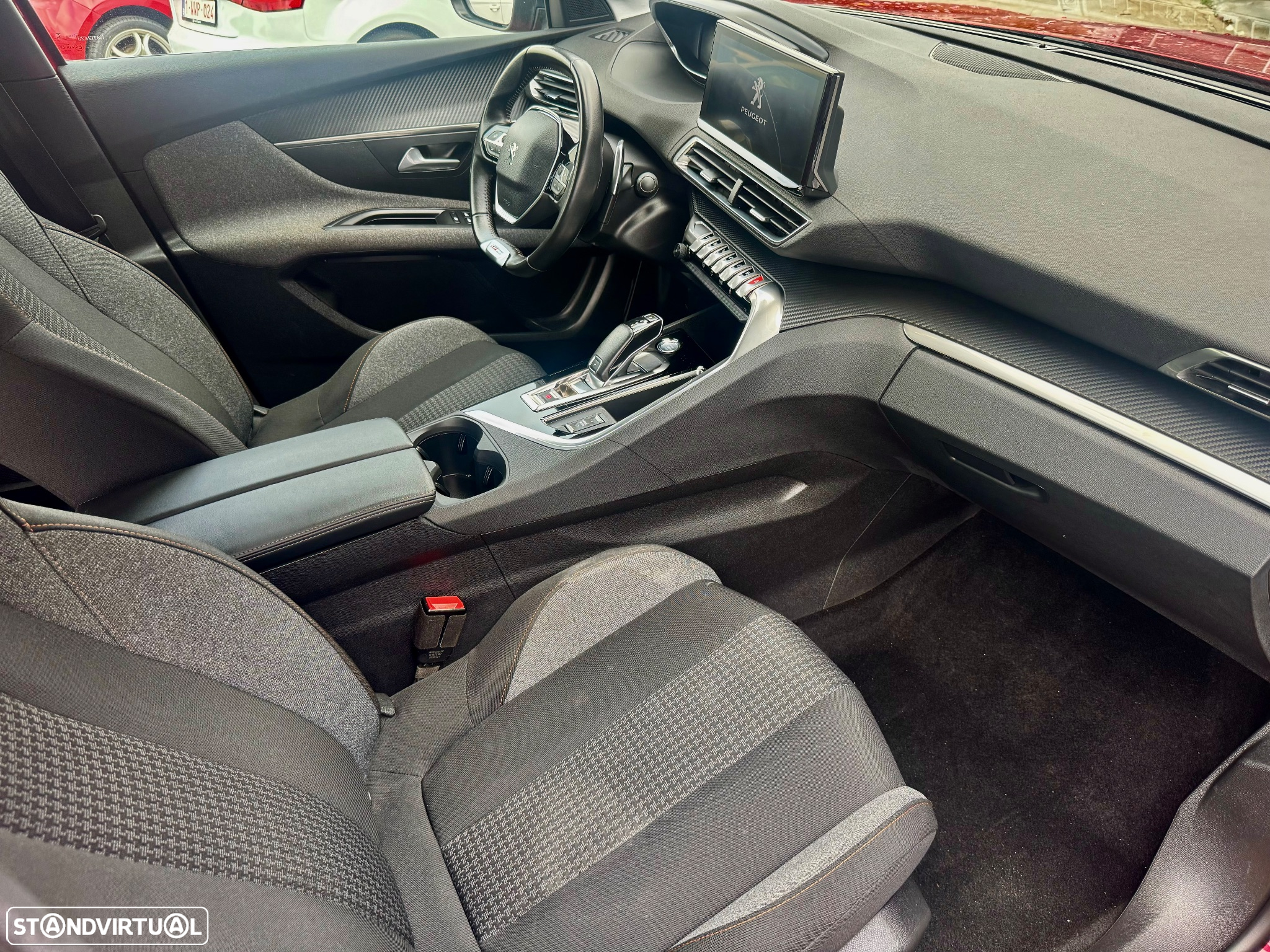 Peugeot 3008 1.5 BlueHDi GT EAT8 - 51