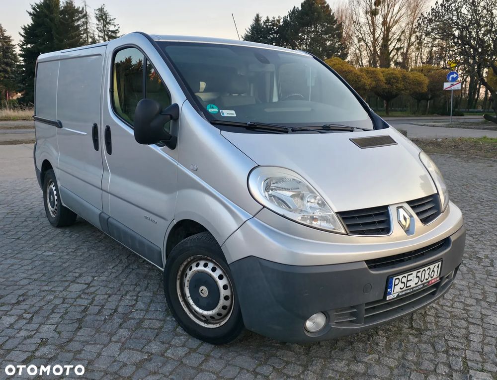 Renault Trafic - 1