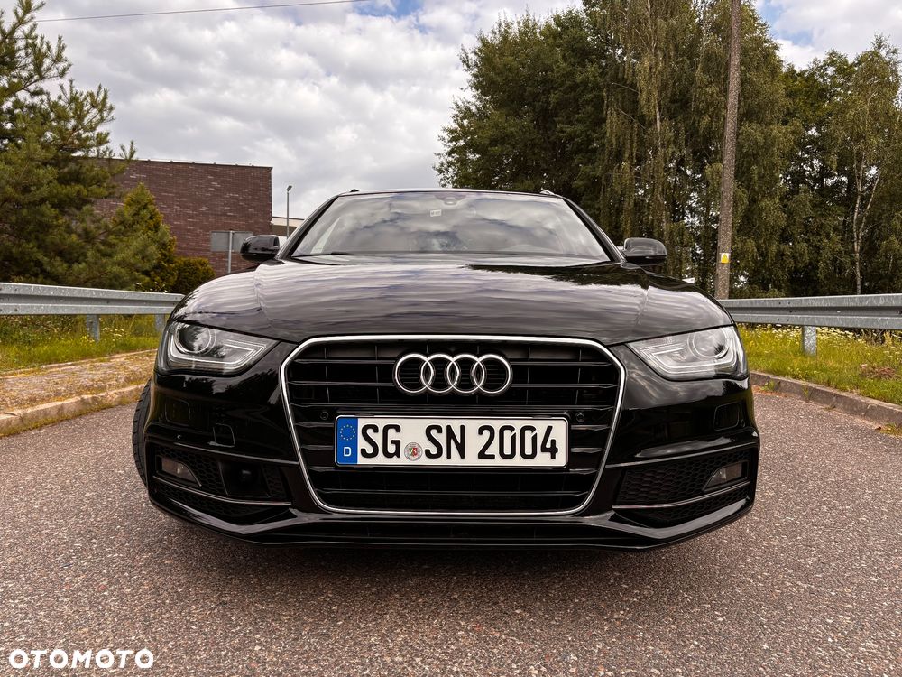 Audi A4 Avant 2.0 TDI DPF clean diesel S line Sportpaket - 32