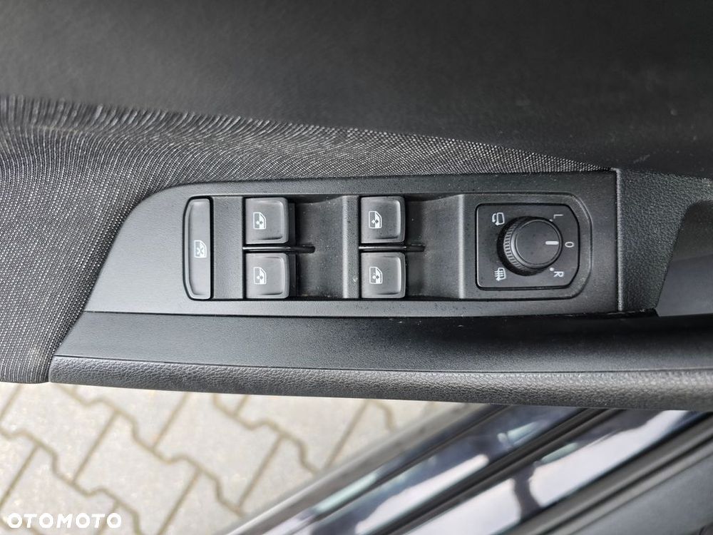 Skoda Kamiq 1.0 TSI Style - 25
