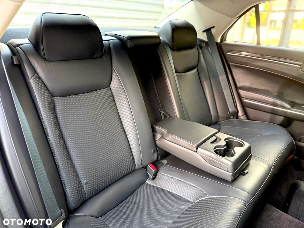 Chrysler 300 - 17