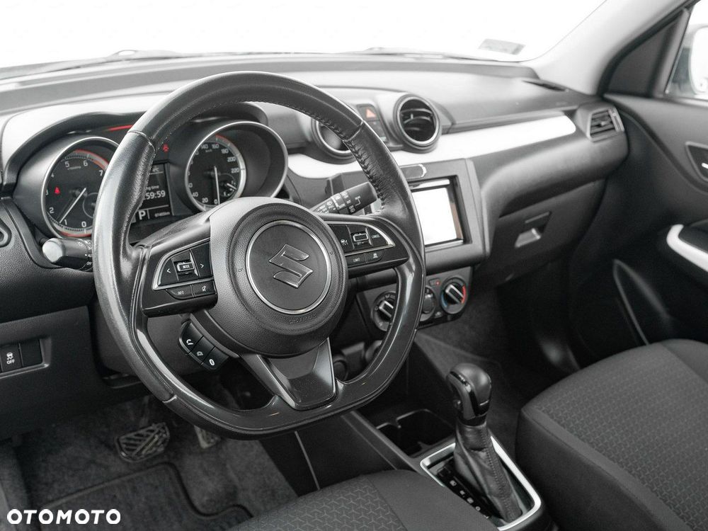 Suzuki Swift - 7