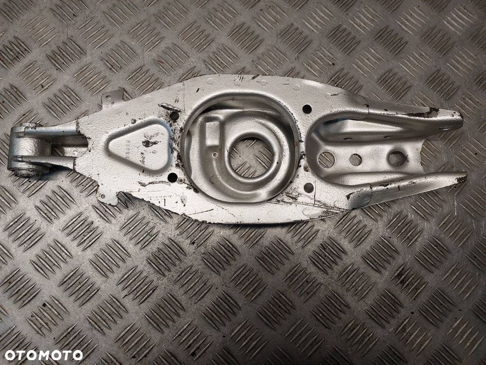 WAHACZE TYŁ KOMPLET 1/4 MERCEDES-BENZ W210 E220 - 2