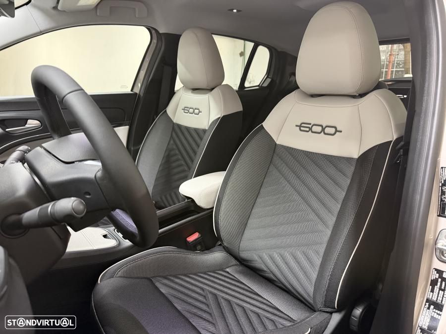 Fiat 600 1.2 Hybrid La Prima - 6