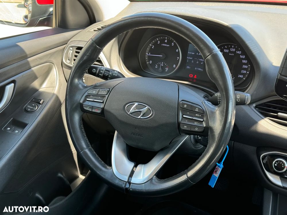 Hyundai i30 1.4 100CP 5DR M/T Classic+ - 15