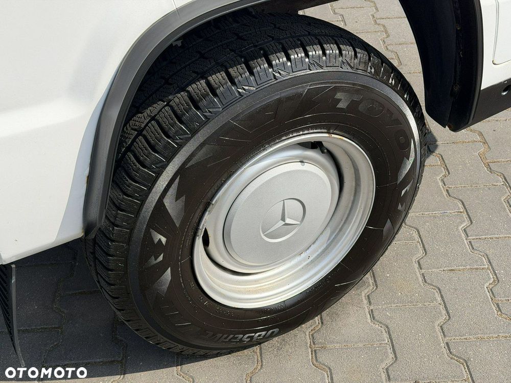 Mercedes-Benz MB 100 - 14