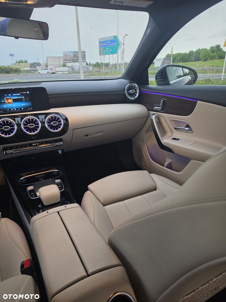 Mercedes-Benz Klasa A 220 7G-DCT Style - 26