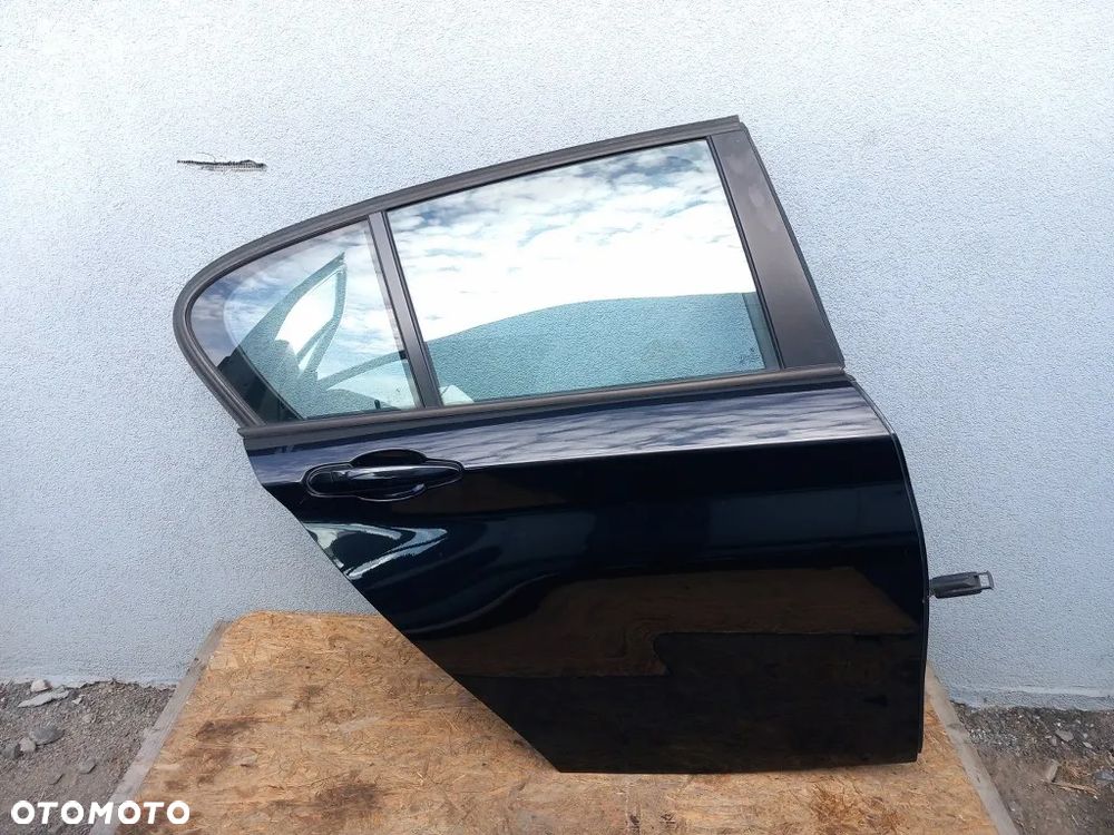 Drzwi Tylne Prawe Tył Kompletne BMW 1 F20 2012r Schwarz - 1