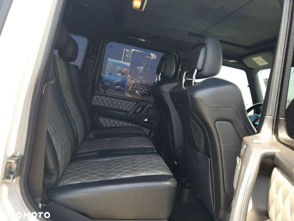 Mercedes-Benz Klasa G AMG 63 AMG SPEEDSHIFT 7G-TRONIC - 11