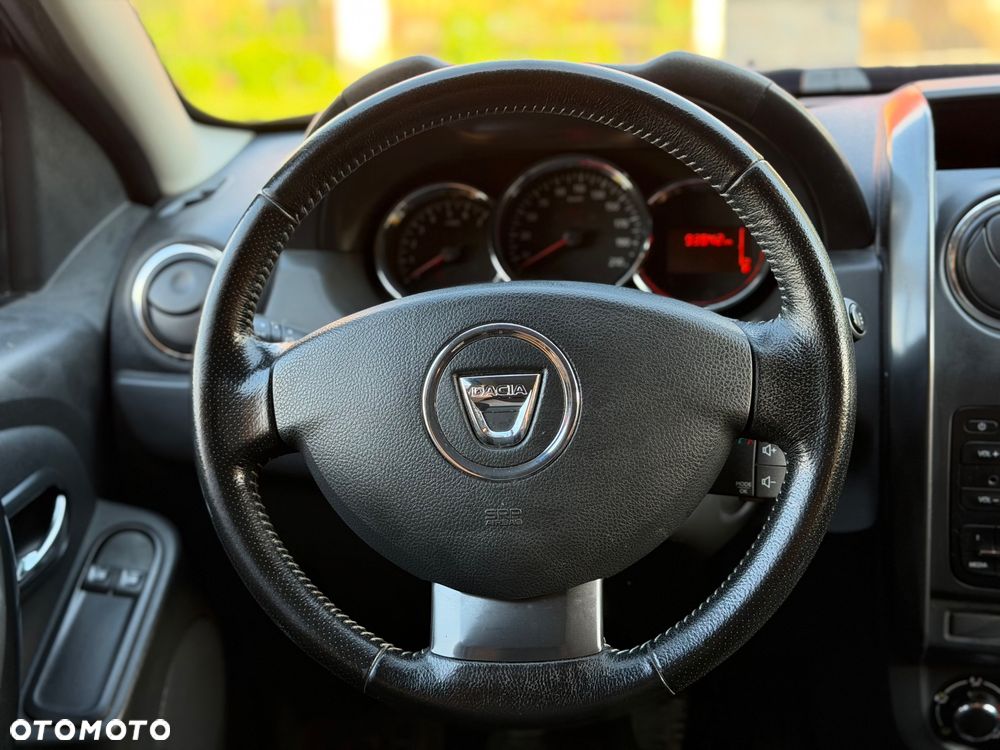 Dacia Duster 1.6 SCe Laureate S&S - 15