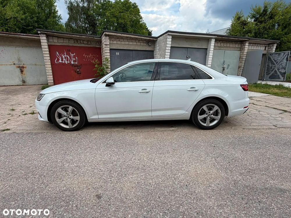 Audi A4 Limousine 2.0 TFSI ultra S tronic design - 7