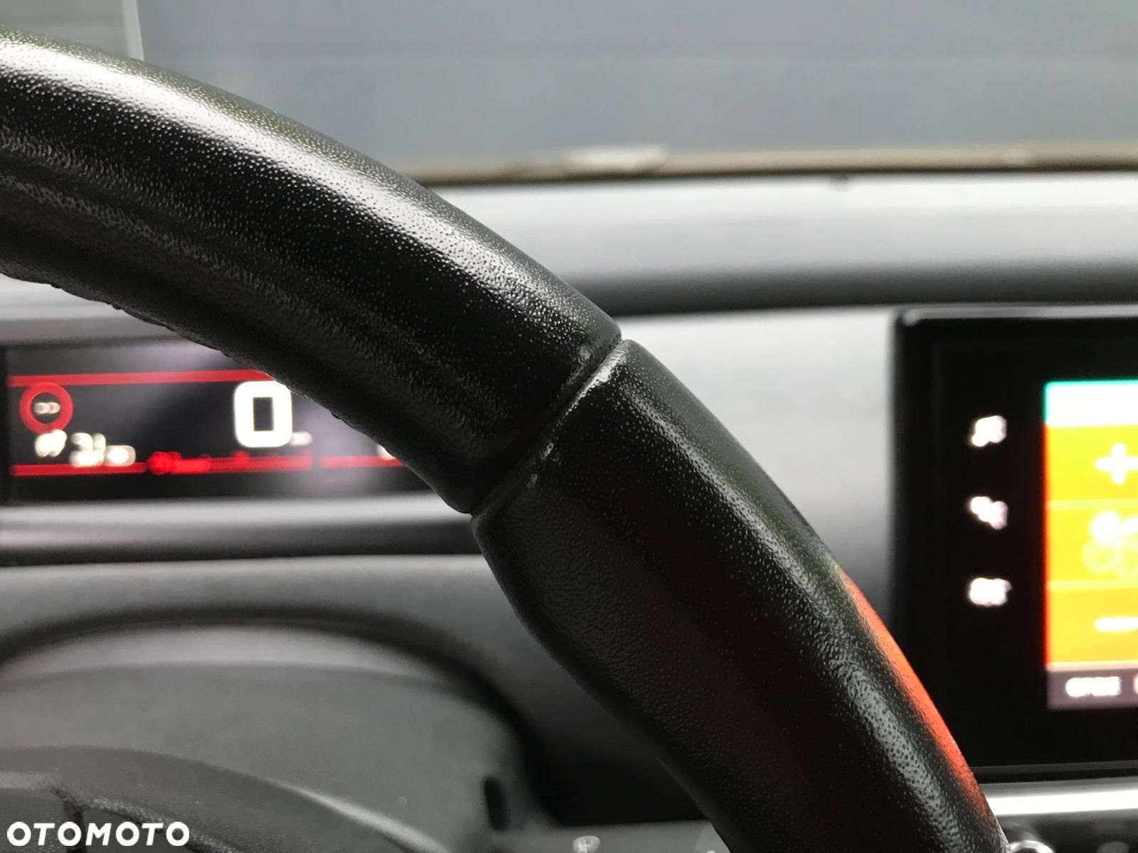 Citroën C4 Cactus 1.2 PureTech GPF Shine S&S - 17