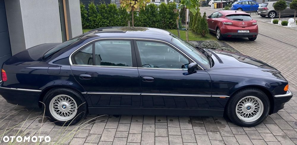 BMW Seria 7 - 20