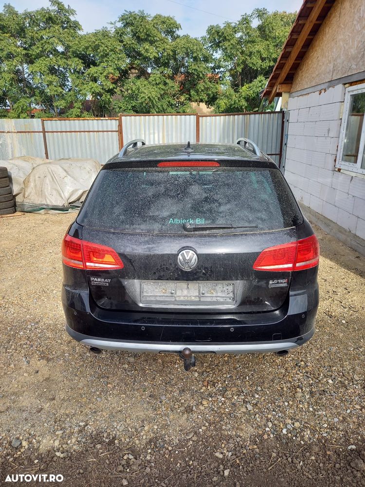 Volkswagen Passat Alltrack 2.0 TDI 4Motion DSG BlueMotion Tec - 5