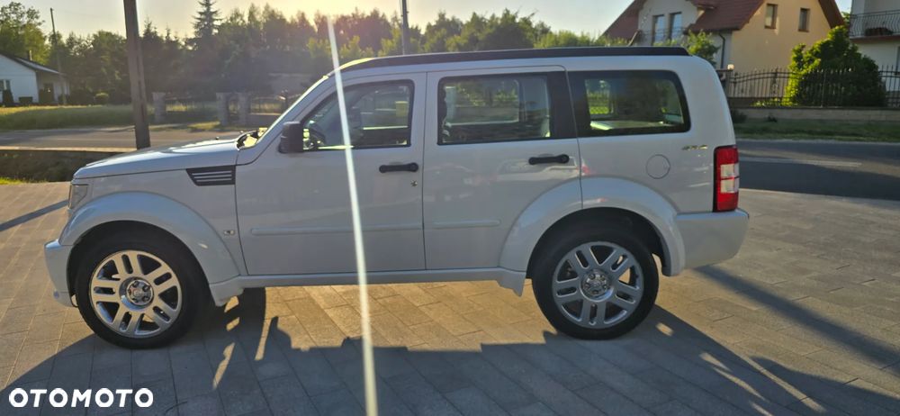 Dodge Nitro 4.0 V6 RT - 5