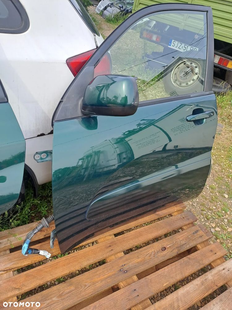 Toyota Rav 4 II 5D drzwi błotniki klapa kod lakieru 6R4 bez korozji - 3