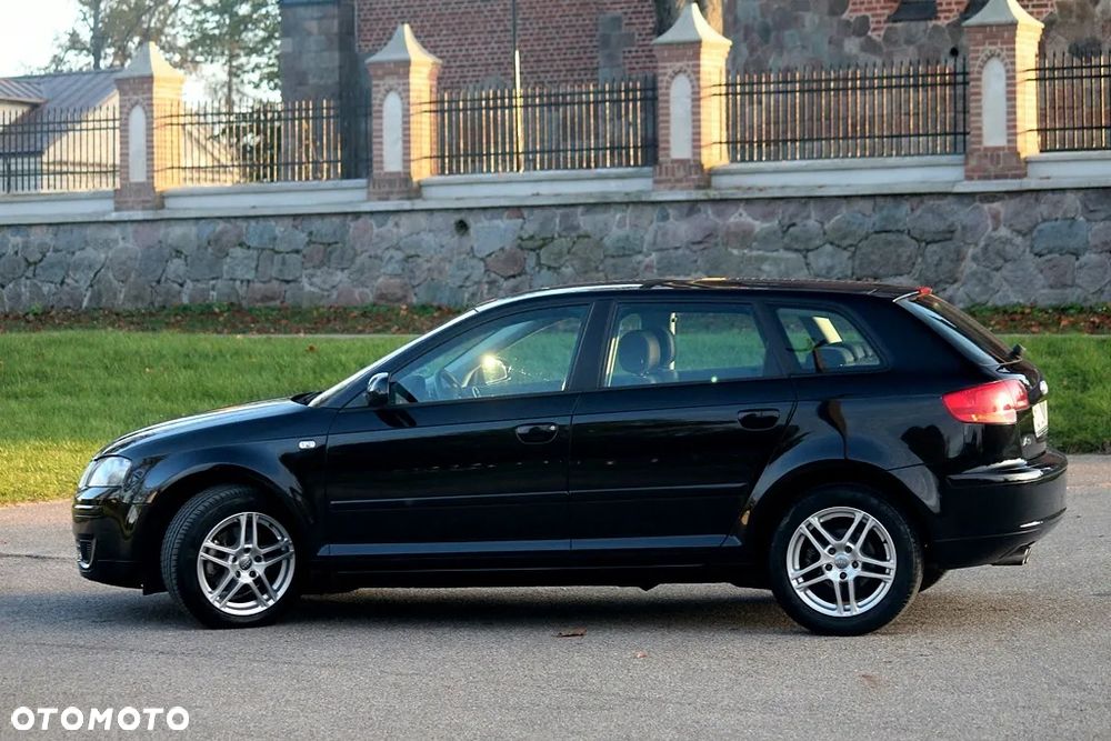 Audi A3 Sportback 1.4 TFSI Attraction - 23