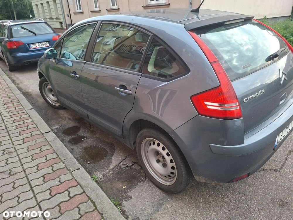 Citroën C4 1.6 16V Magic - 6