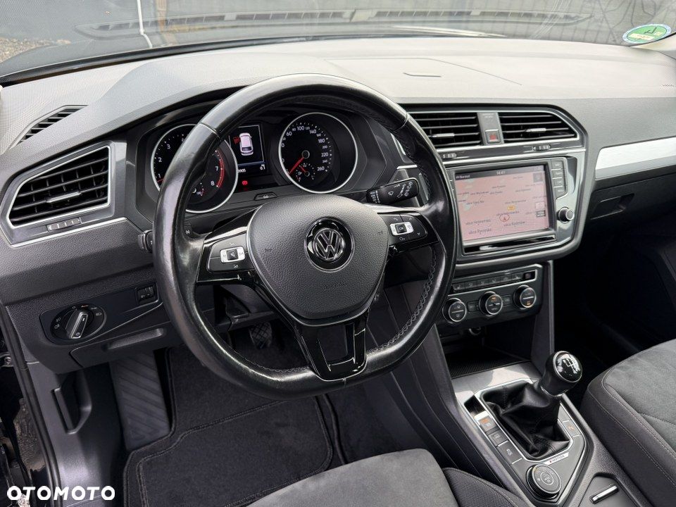 Volkswagen Tiguan 2.0 TSI 4Motion BlueMotion Technology Highline - 17