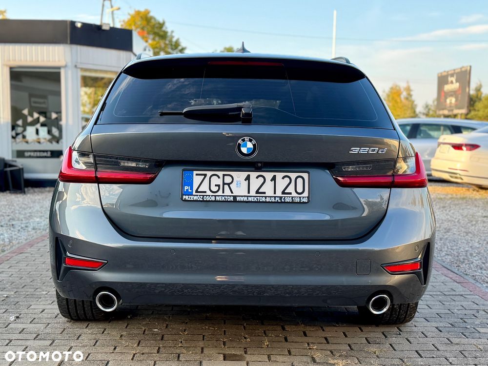 BMW Seria 3 320d Advantage sport - 11