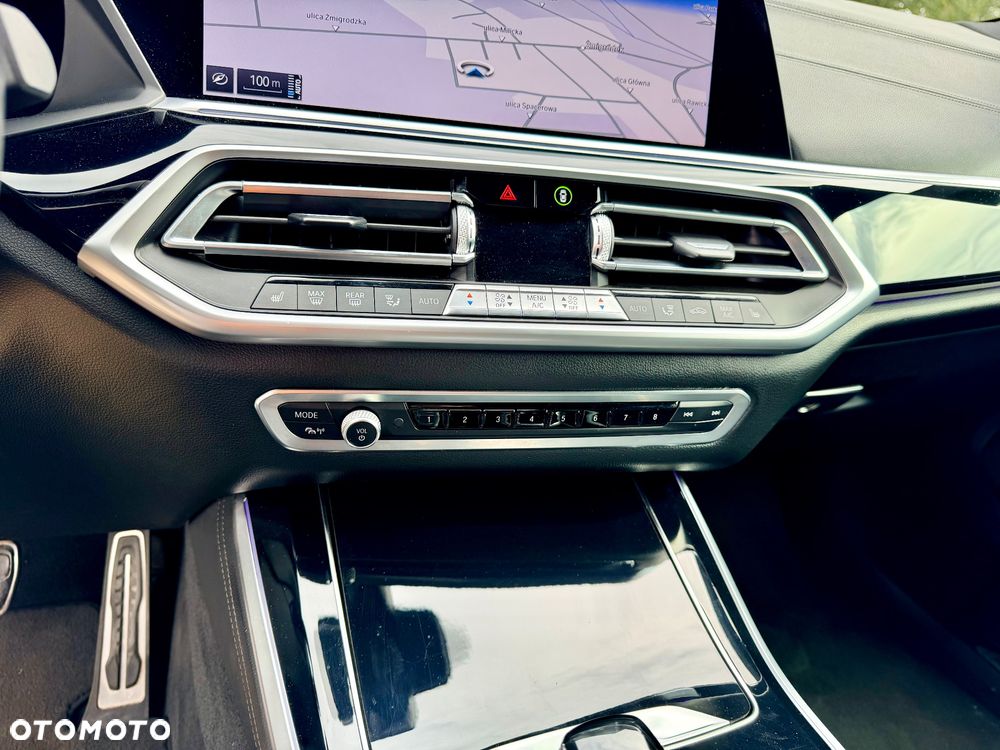 BMW X5 xDrive45e - 9