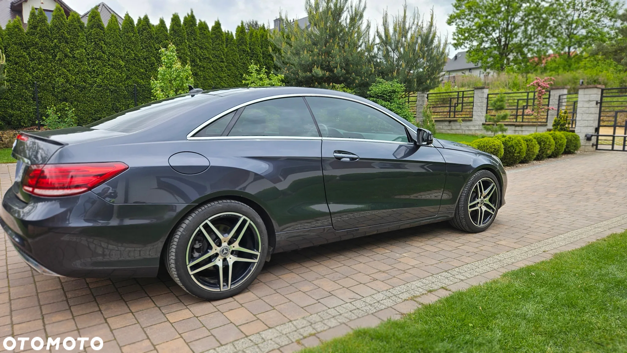 Mercedes-Benz Klasa E 350 Coupe 7G-TRONIC - 4