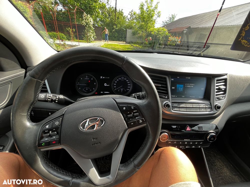 Hyundai Tucson 2.0 CRDI 4WD 6AT Premium+ - 7